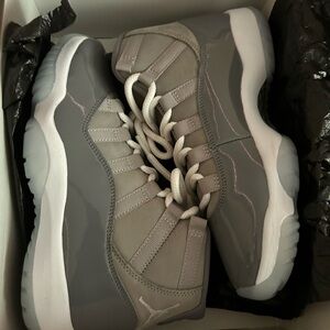 Air Jordan 11 Retro Cool Greys